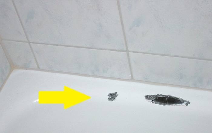 Как замазать скол на эмалированной ванне в домашних условиях?