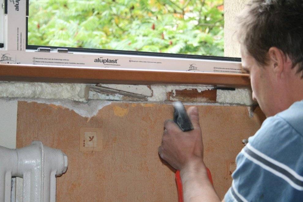 Ремонт откосов пластиковых окон: когда требуется замена, как снять конструкцию внутри и снаружи помещения и поменять ее своими руками пошагово, ошибки демонтажа