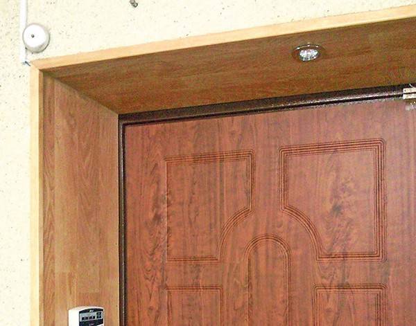 Откосы для входных дверей – самостоятельная установка и отделка