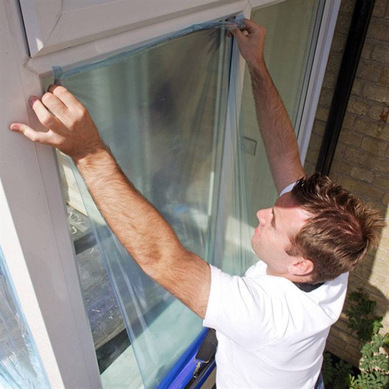 Как очистить окна от солнцезащитной пленки