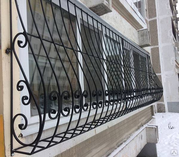 Кованые балконы: особенности создания ограждений и лучшие варианты оформления
