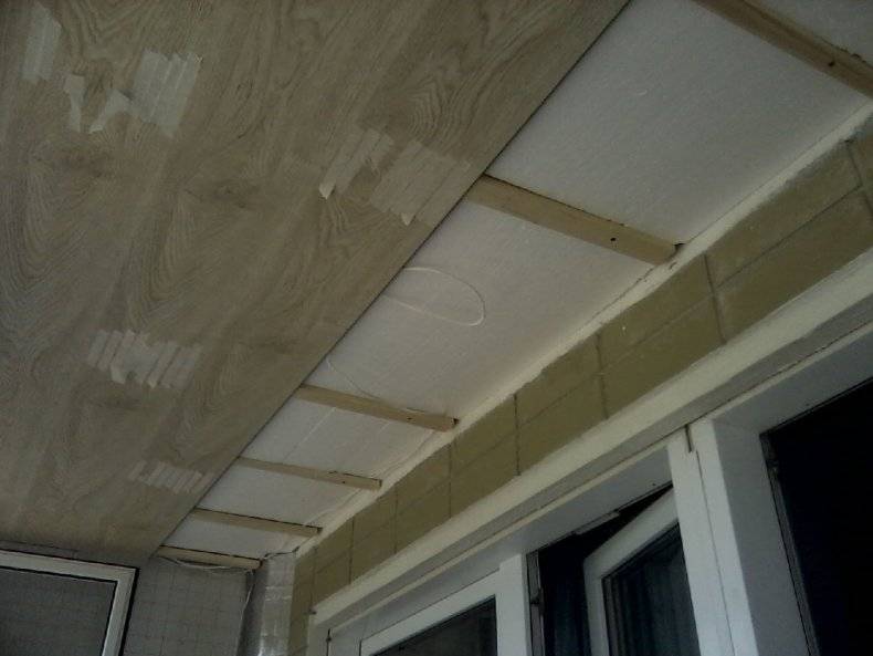Отделка потолка на балконе: варианты, чем отделать потолок на лоджии, что сделать с потолком, чем закрыть