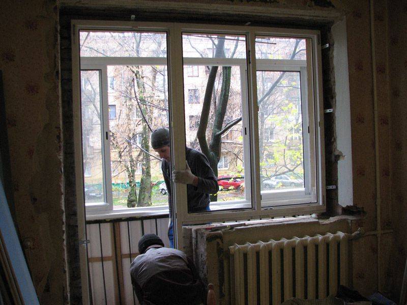 Как самому установить пластиковое окно в доме должным образом