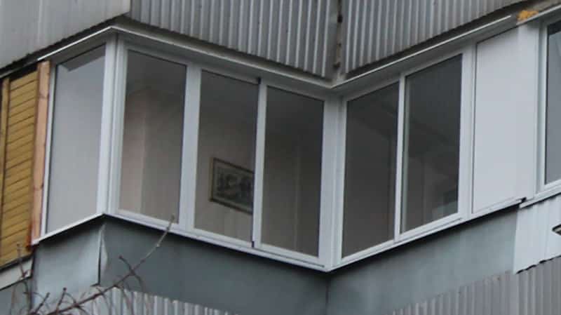 Остекление балконов П-44