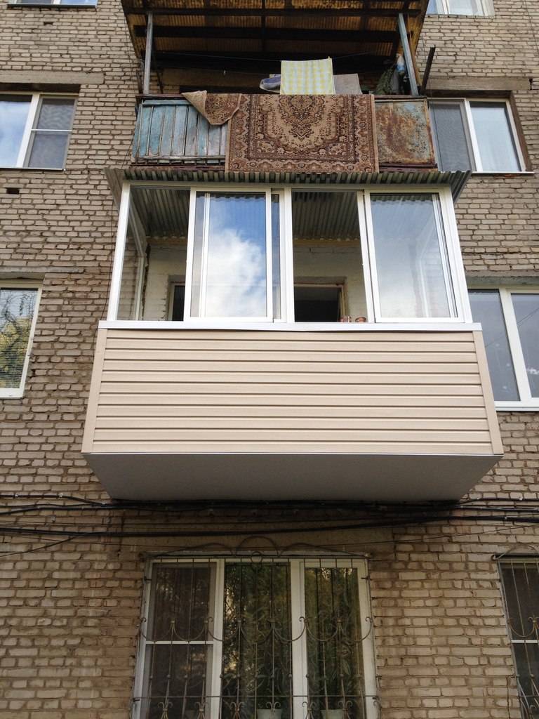 Чем отличается лоджия от балкона в квартире и доме (+ фото-примеры)