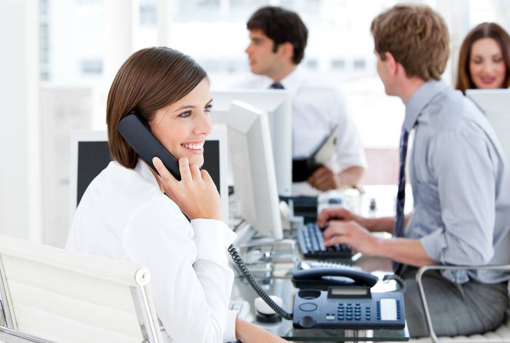 Как правильно обзванивать клиентов по телефону: тонкости общения