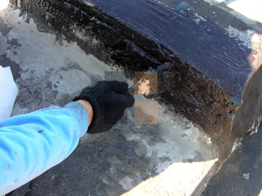 Защита бетона при помощи мастики для гидроизоляции: виды, создание, расчет расхода гидроизоляционной мастики