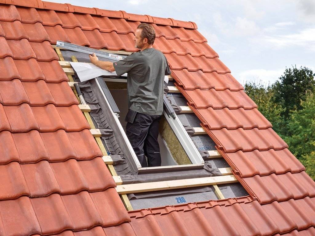 Как сделать окно в крыше