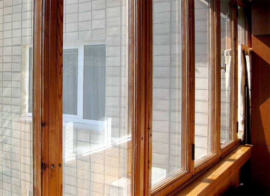 Остекление балкона деревянными рамами - sdelaibalkon - экспертно о благоустройстве балконов и лоджий