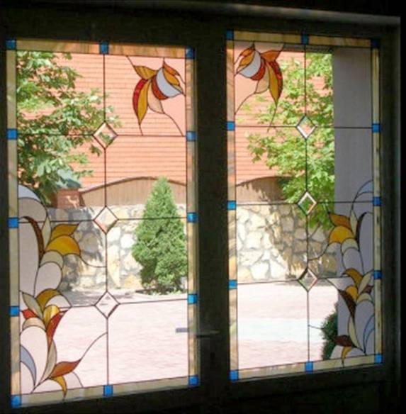 Витражные окна в частном доме - ремонт и стройка