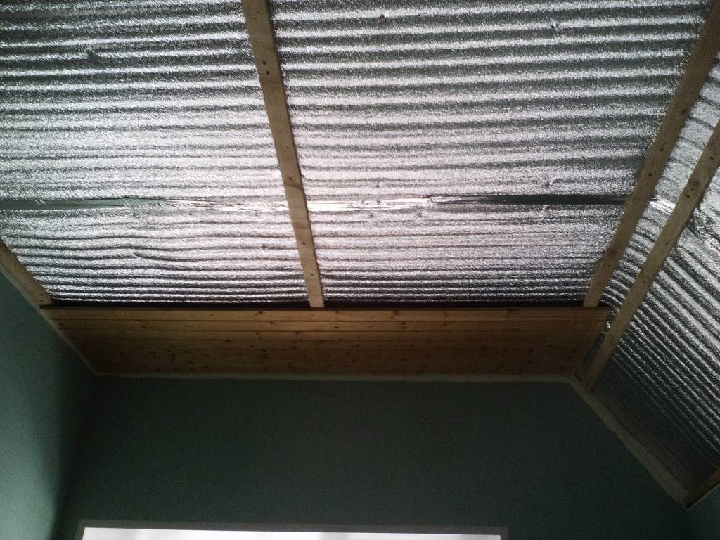 Как утеплить крышу на балконе последнего этажа?