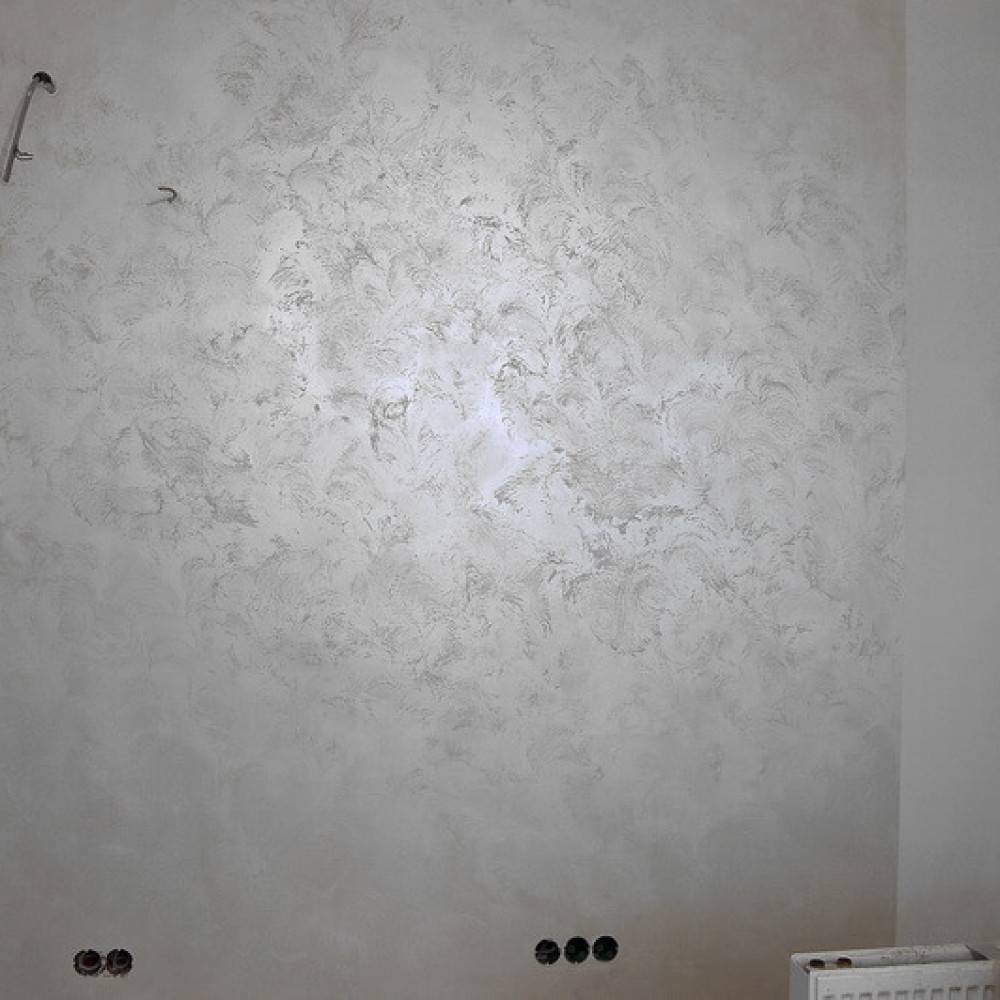 Перламутровая краска для покрытия стен и потолков: преимущества