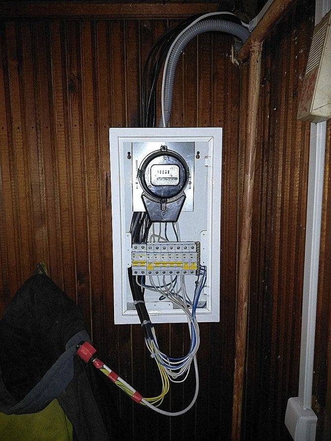 Схема подключения электросчетчика: в частном доме или квартире, старого счетчика