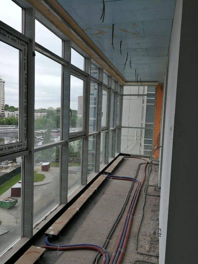 Утепление стеклянного балкона или лоджии