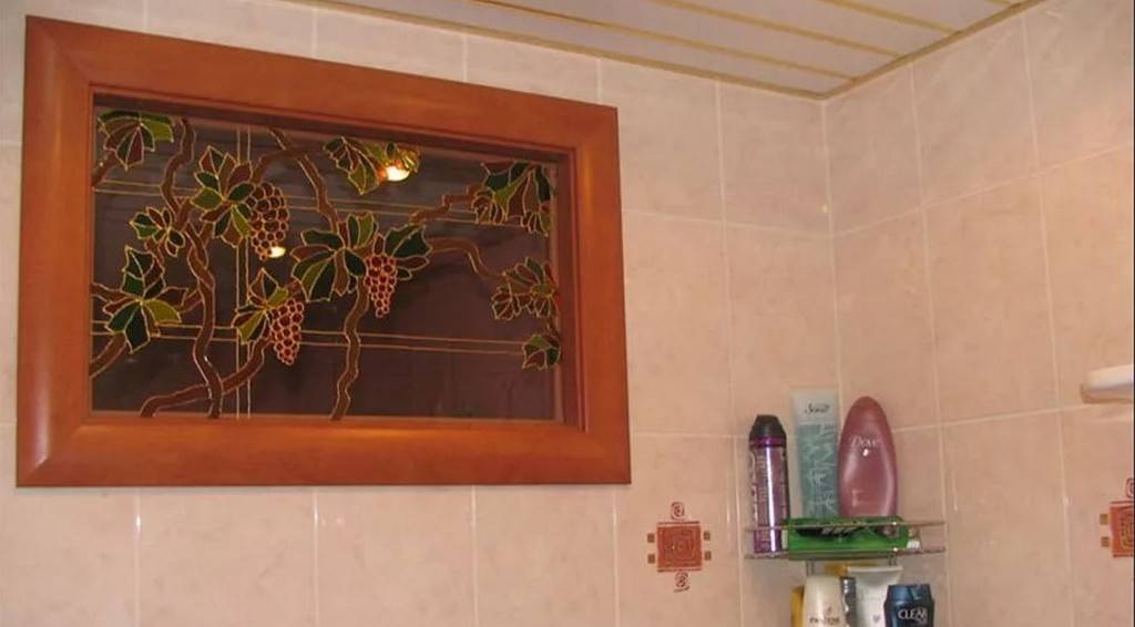 Как заделать окно в ванной в хрущевке