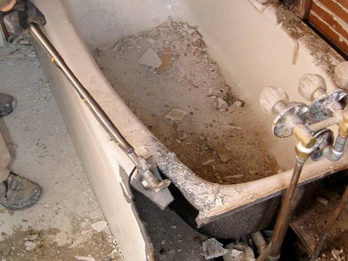 Демонтаж ванны: видео и пошаговые инструкции по подготовке к вывозу