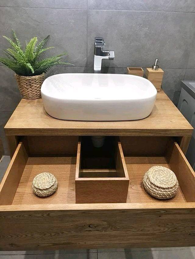 Мебель в ванную комнату: какой материал выбрать?