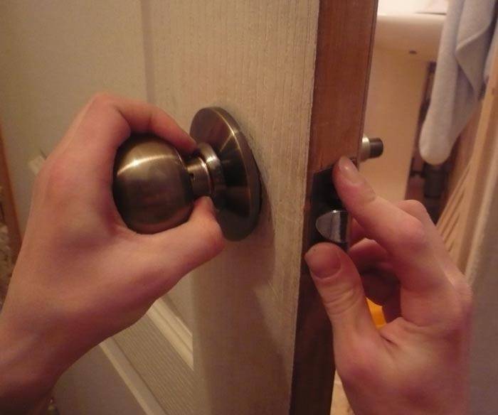Расшаталась дверная ручка как починить - всё о межкомнатных и входных дверях