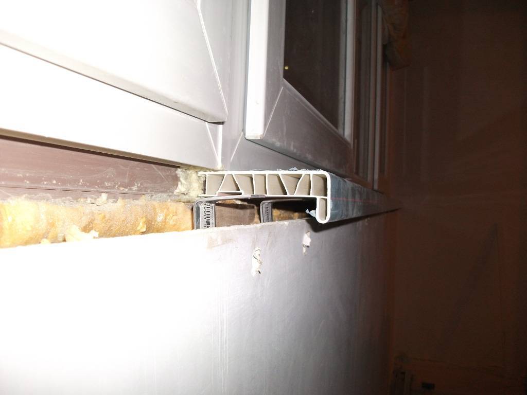 Крепление подоконника к пластиковому окну на лоджии - строительный журнал palitrabazar.ru