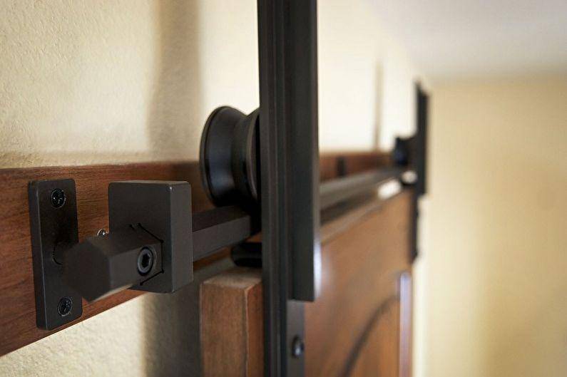 Как установить раздвижные межкомнатные двери своими руками?