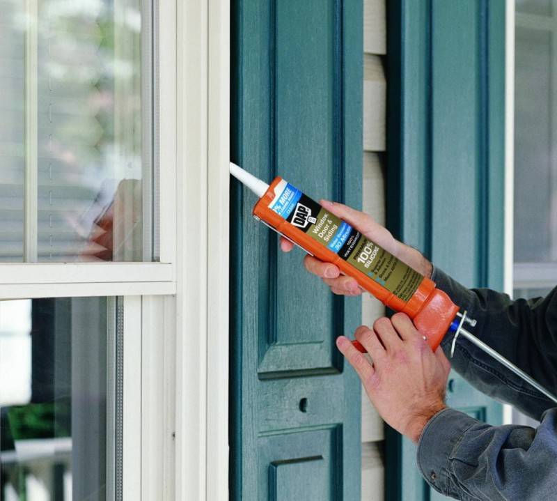 Герметизация пластикового окна своими руками: пошаговая инструкция с фото, выбор герметика