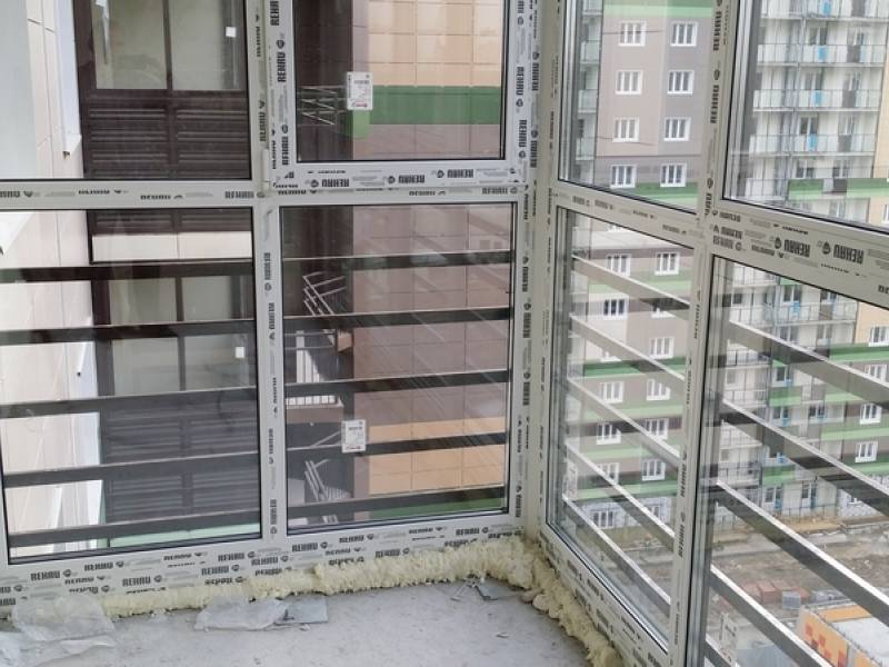 Утепление балкона с панорамным остеклением