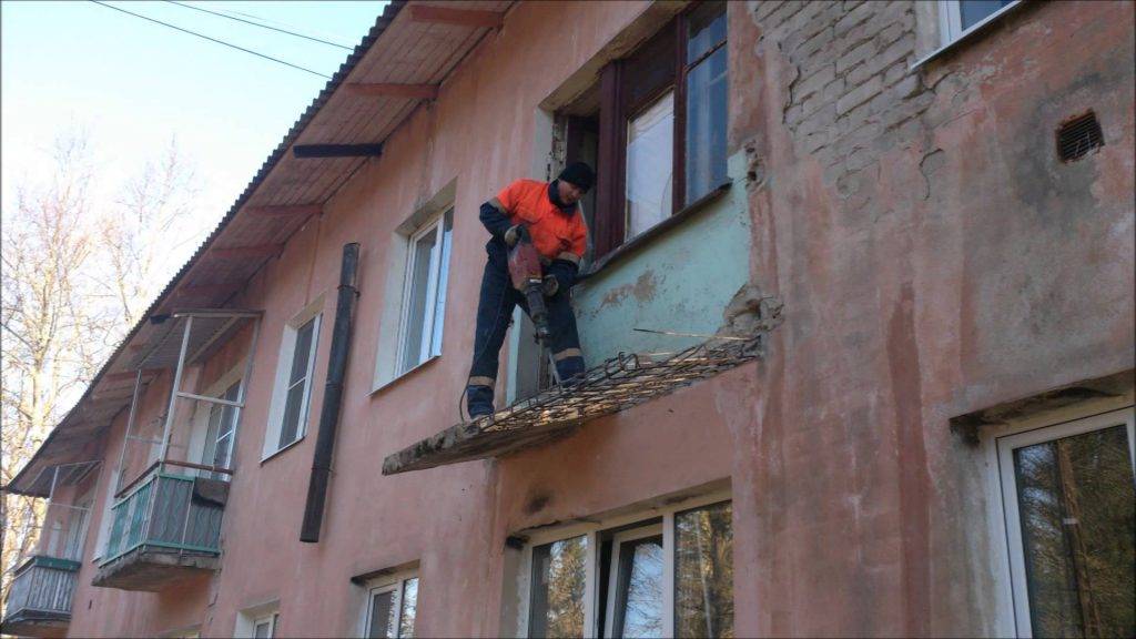 Капитальный ремонт балкона своими руками в панельном доме: правильные рекомендации | sadsuper.ru
