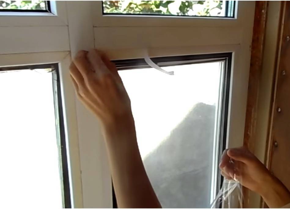 Как утеплить пластиковые окна: если продувает, на зиму, своими руками