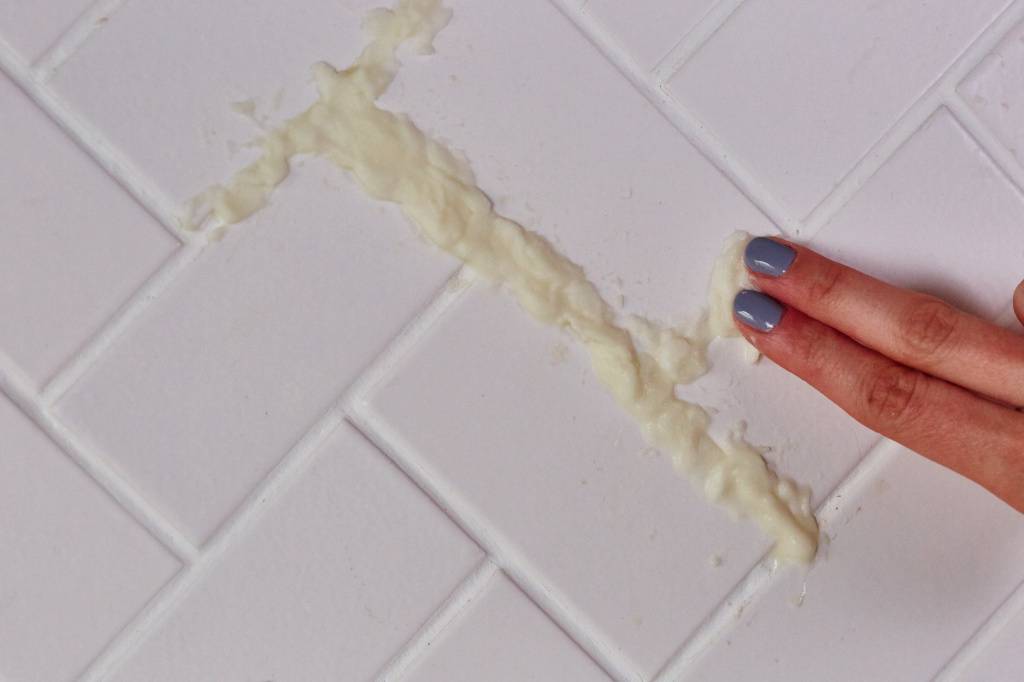Как очистить швы между плиткой в ванной - совет специалиста
как очистить швы между плиткой в ванной - совет специалиста