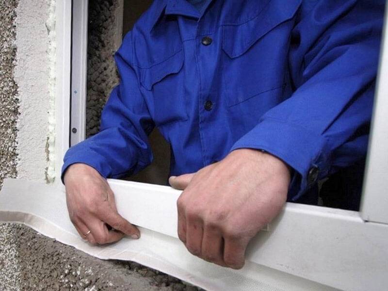 Заделка оконных щелей: чем заделать, замазать, устранить щели в окнах, ремонт