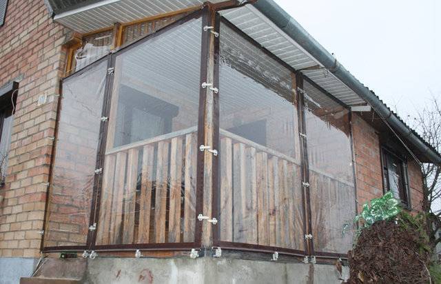 Чем покрыть открытый балкон в загородном доме, чтоб не протекал. требования к полам на балконах | хитрости ремонта