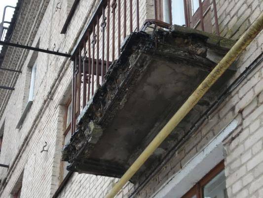Кто должен ремонтировать балкон: управляющая компания, тсж или собственник приватизированной квартиры