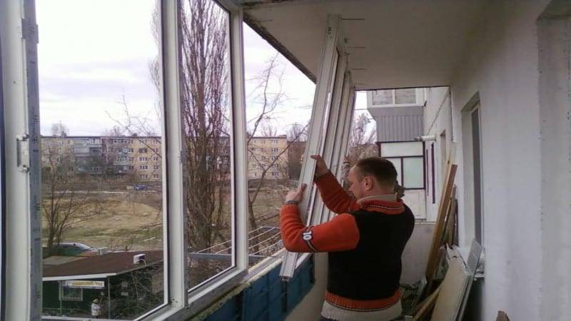 Как помыть раздвижные окна на балконе снаружи, как снять раздвижные окна