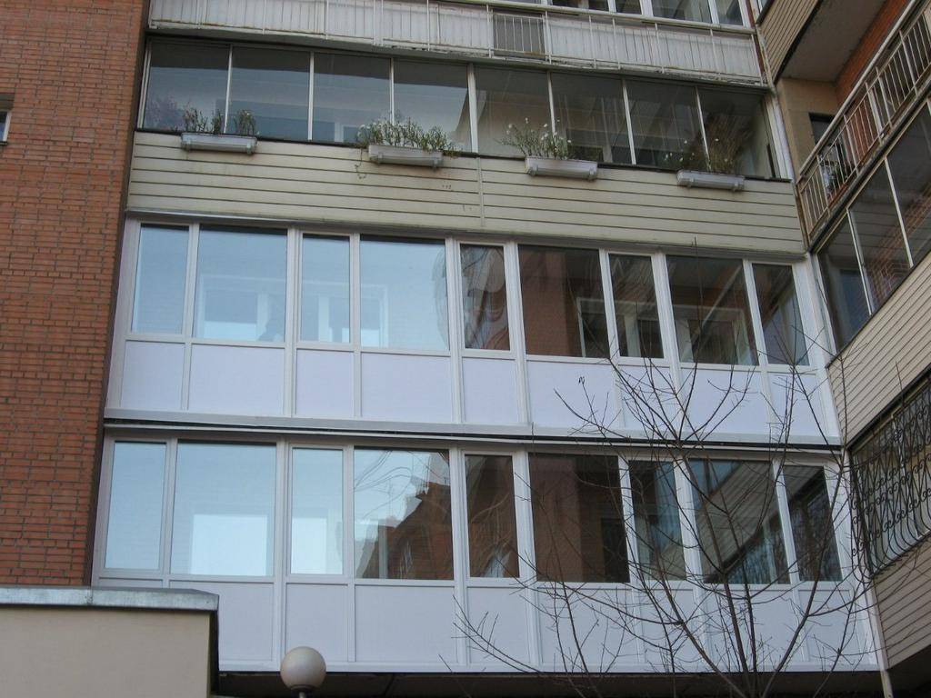 Балкон или лоджия: что лучше?