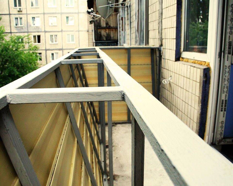 Чем заделать щели на лоджии и ремонт балконной плиты своими руками