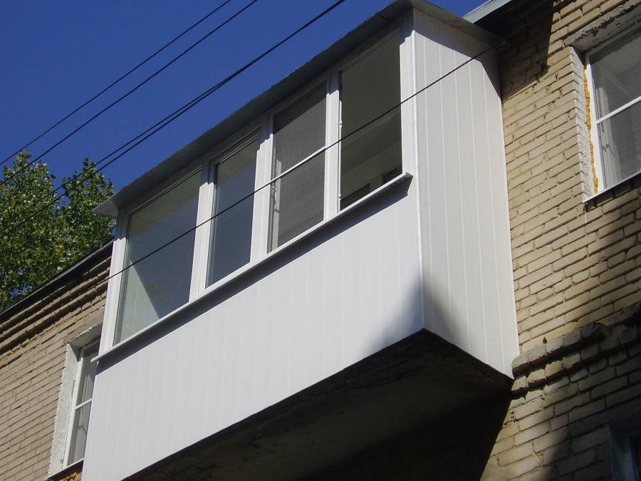 Чем обшить балкон: снаружи, внутри, дешево, красиво, материалы