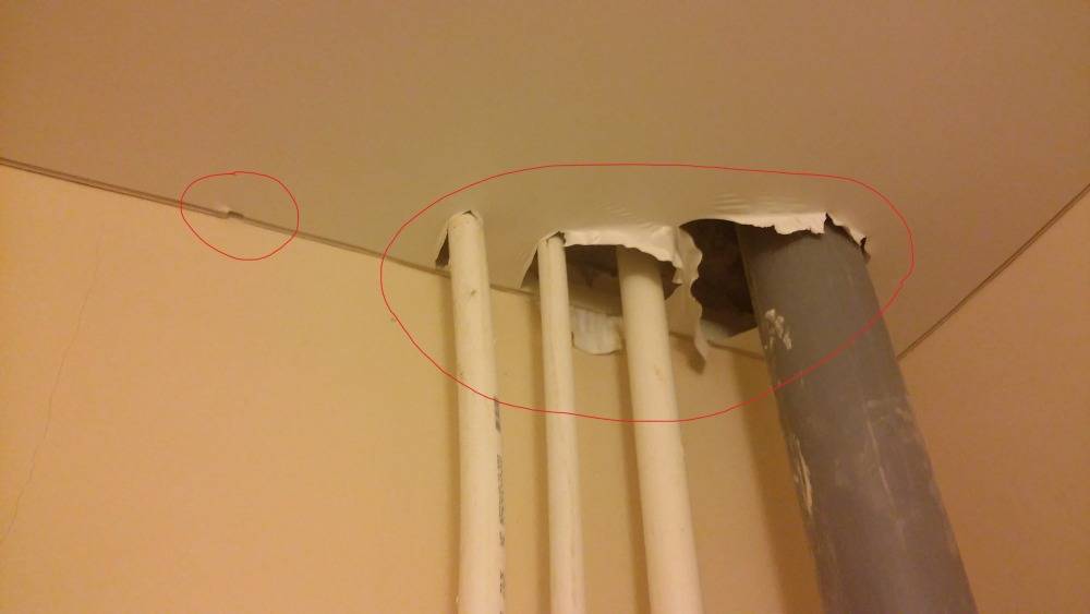 Как сделать дырку или отверстие в натяжном потолке для обвода труб