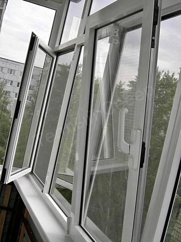 Что лучше - пластиковые или алюминиевые окна: сравнение, чем отличаются и что дешевле, плюсы и минусы