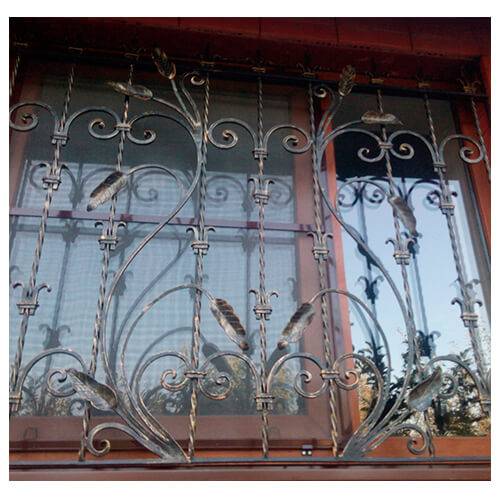 Кованые ограждения балконов, все, что нужно знать про металлическую балконную защиту и украшение из художественной ковки