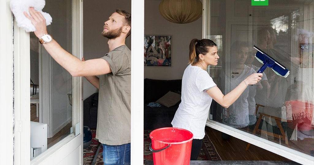 Помыть окна без разводов - всего пару движений, и чистота гарантирована…
