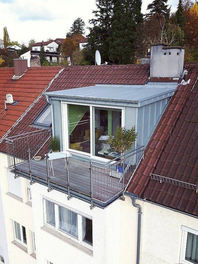 Мансардные балконы в крыше дома и на фронтоне: нюансы проектирования и фото примеры