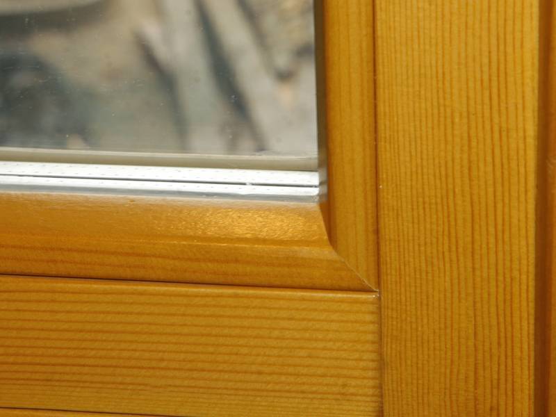 Окна из сосны или лиственницы – что лучше выбрать для своего дома