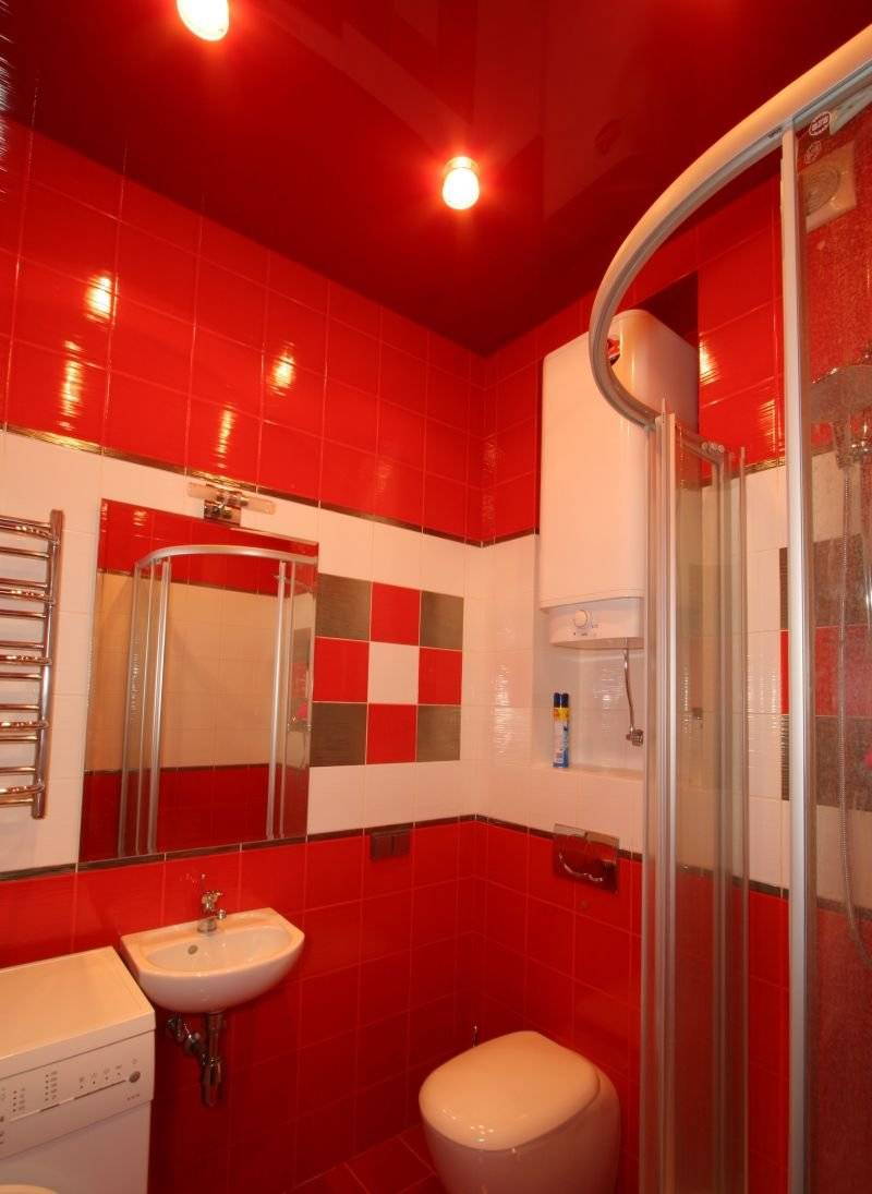 Красный натяжной потолок: на кухне, в ванной и спальне