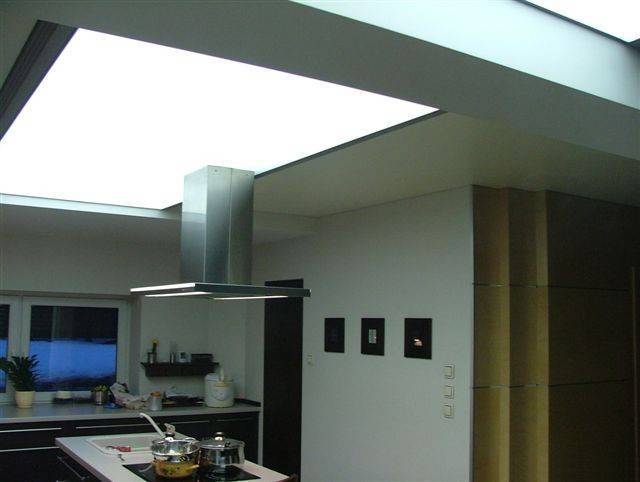Монтаж и фото перфорированных натяжных потолков с подсветкой