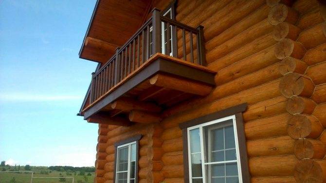 Как пристроить балкон к деревянному дому? - о нюансах в строительных работах