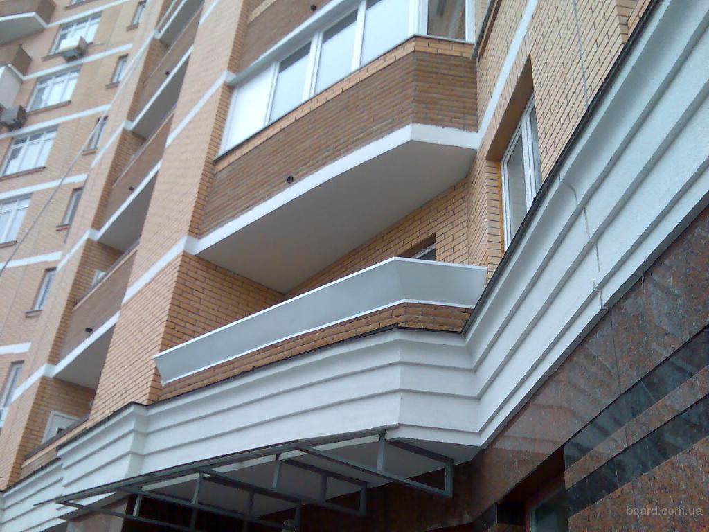 В чем разница балкона и лоджии?