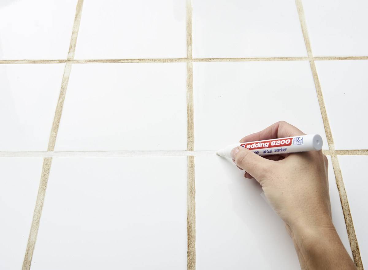 Как очистить швы между плиткой в ванной в домашних условиях: чем почистить народными или химическими средствами