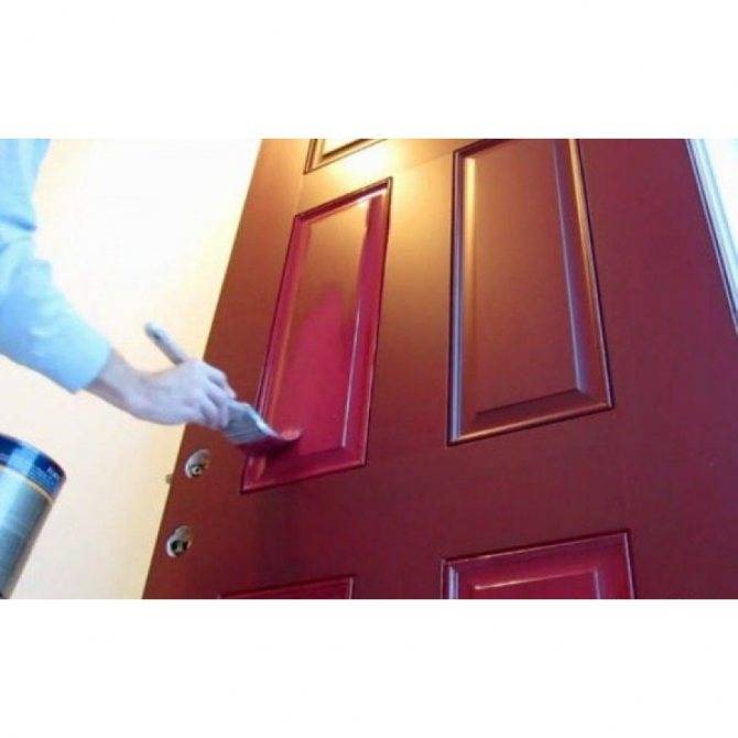 Как покрасить межкомнатные двери  не удаляя старую краску самому? - первый дверной