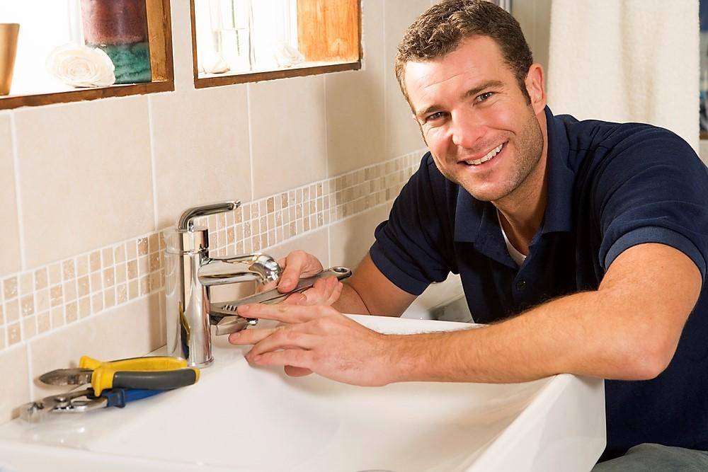Как сделать ремонт в ванной комнате в новостройке: как перенести счетчики, поменять полотенцесушитель, выбрать плитку и мебель, сколько это стоит