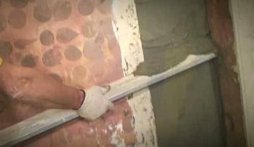 Выравнивание стен под плитку в ванной: как и чем правильно проводить работы